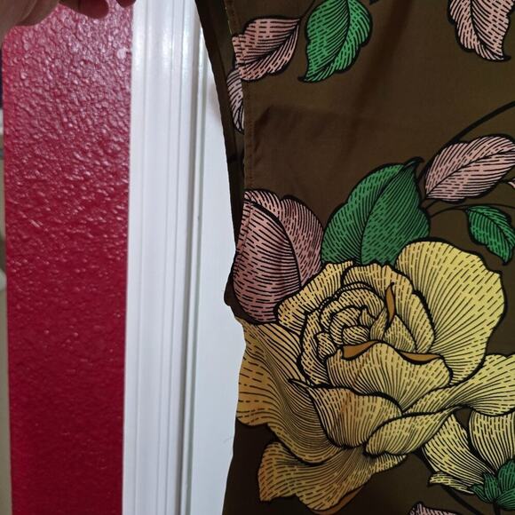 Worthington Yellow Rose Earth Floral Work Blouse Disney Beauty and The Beast - Picture 3 of 5